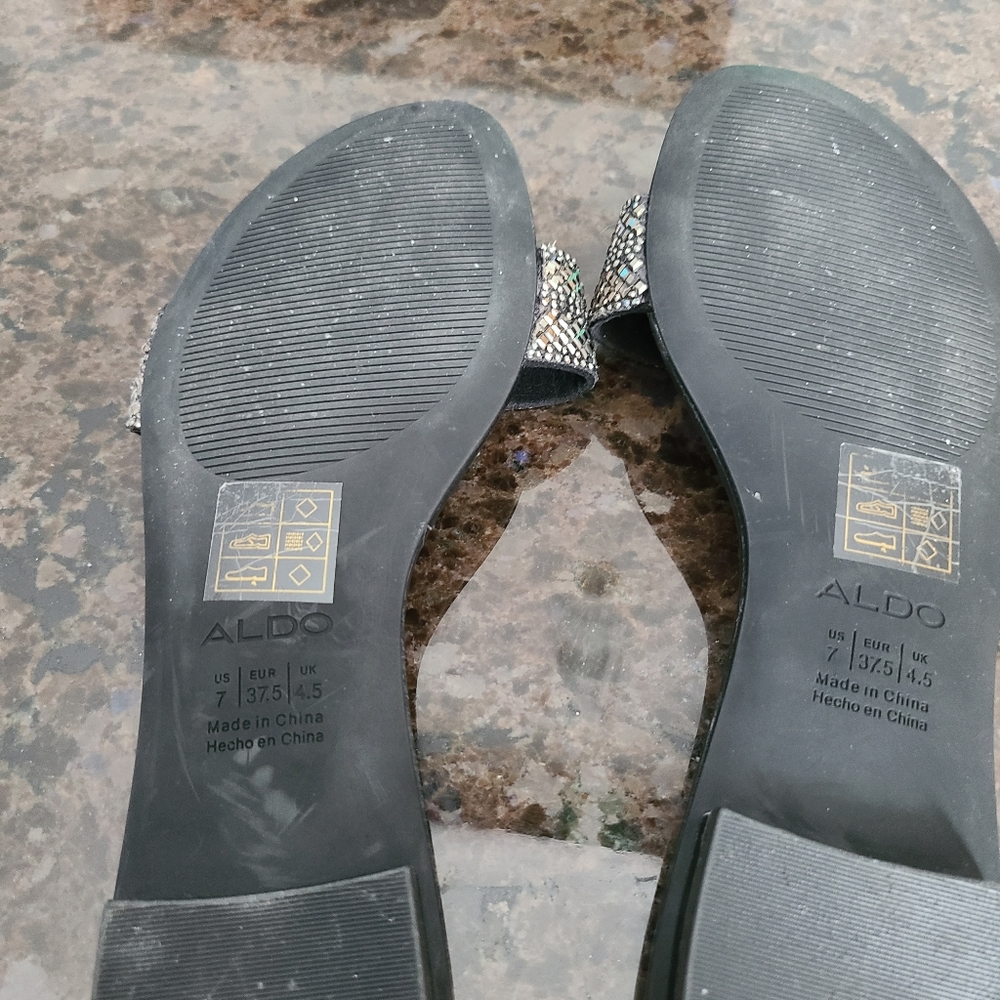 Slides - Picture 3 of 5